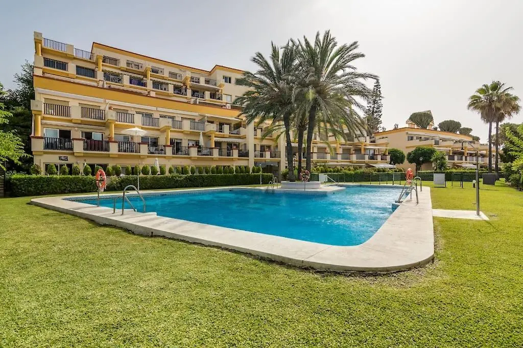 Oleholidays 535 Romana Playa Con Vistas Al Mar Marbella Apartment